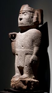 Aztec stone standing figure Soleil de nuit lot46