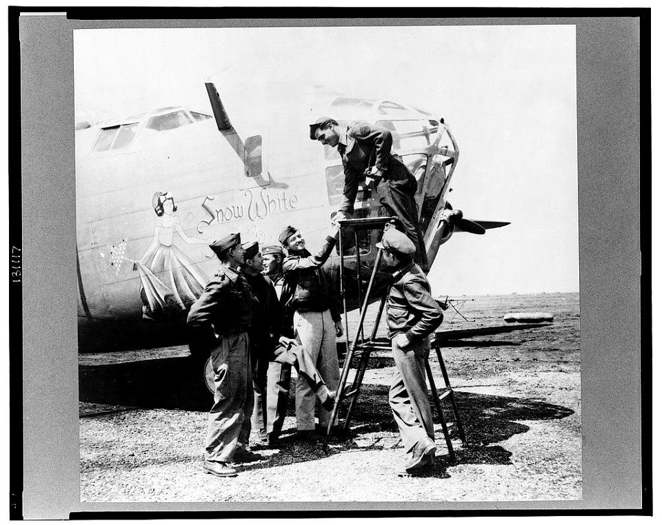 B-24 Snow White Nose Art - 1943