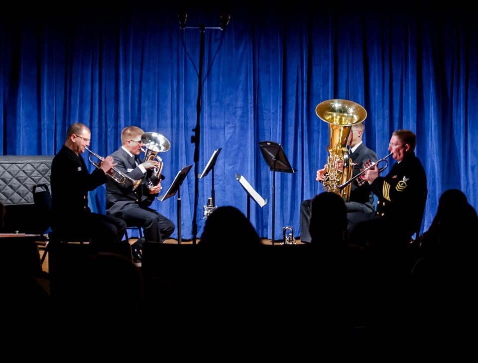 B4tet 15FEB164 (8484585298)