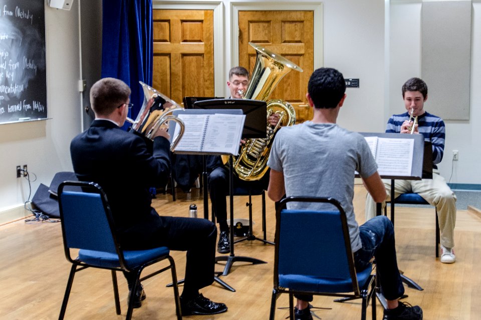 B4tet 15FEB154 (8483489057)