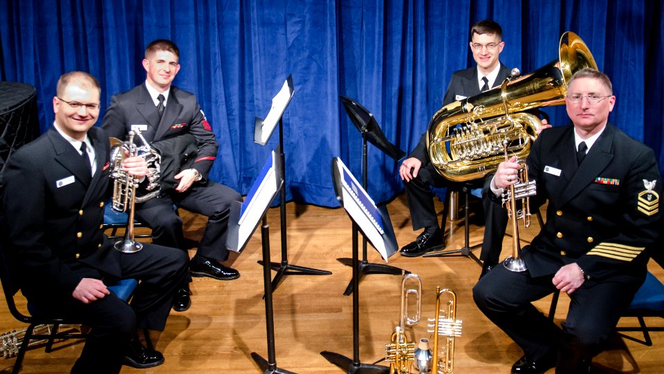B4tet 15FEB168 (8483492655)