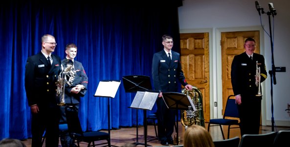 B4tet 15FEB167 (8484585966)