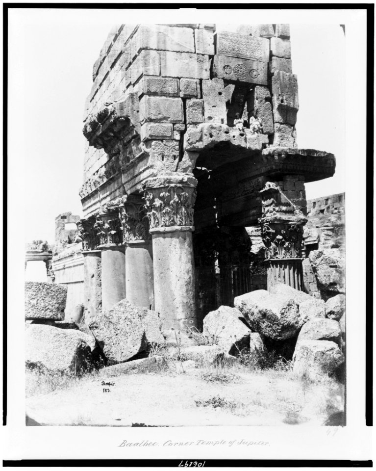 Baalbec. Corner Temple of Jupiter - Bonfils. LCCN93500478
