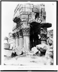 Baalbec. Corner Temple of Jupiter - Bonfils. LCCN93500478