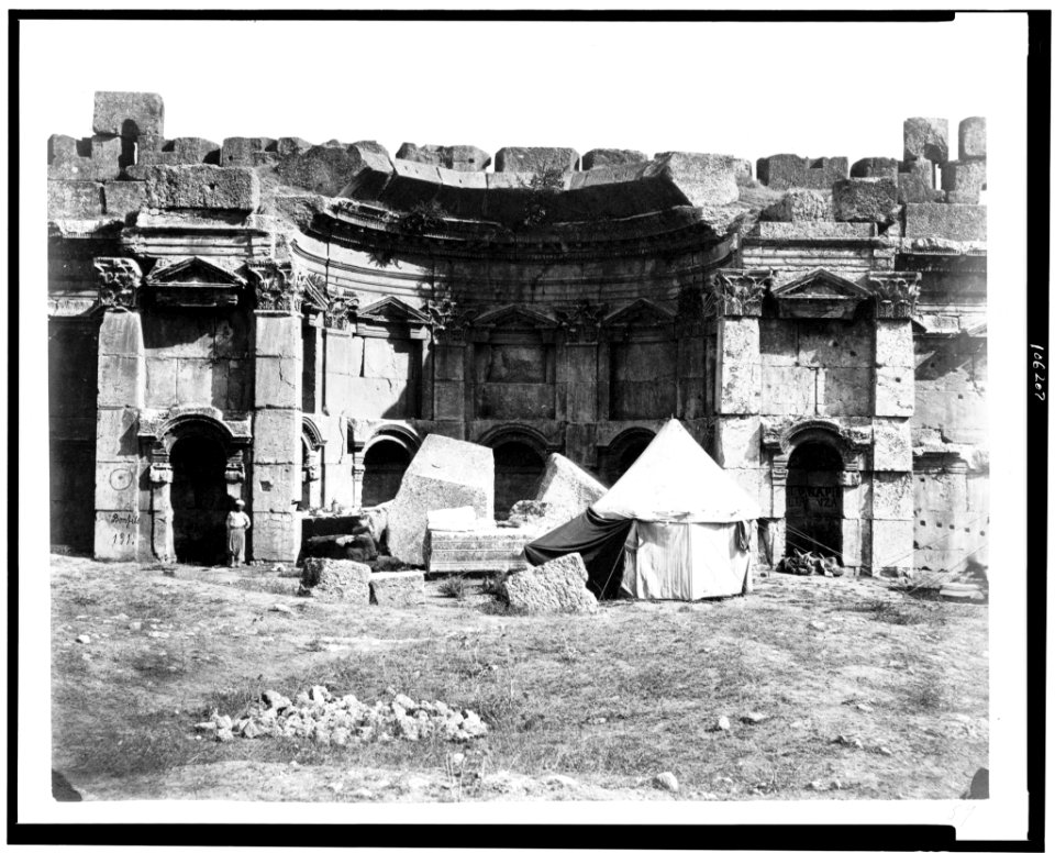 Baalbec. Interior of Gt. Court - Bonfils. LCCN92513467