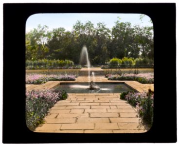 Bartow Mansion, International Garden Club, 895 Shore Bay Road, Pelham Bay Park, Bronx, New York. Terrace fountain LCCN2008675738