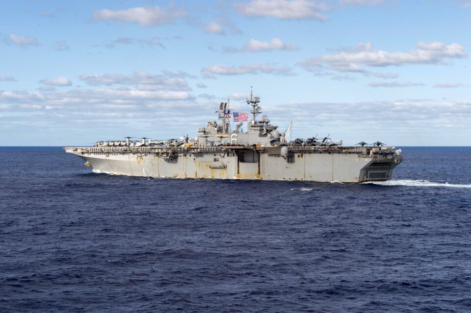 Ship vessel landing helicopter deck