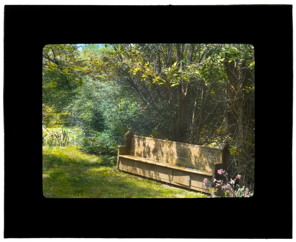 Beechgate, Robert Carmer Hill house, Woodland Avenue, Englewood, New Jersey. Bench in flower garden LCCN2008675635