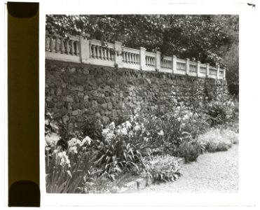 Beechgate, Robert Carmer Hill house, Woodland Avenue, Englewood, New Jersey. Stone wall LCCN2008679219