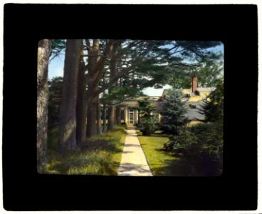 Chailey, Charles William Moseley house, Newburyport, Massachusetts. Pathway from flower garden to house LCCN2008676062