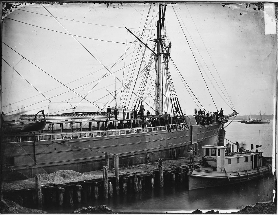 Fairbanks, steamer - NARA - 529322