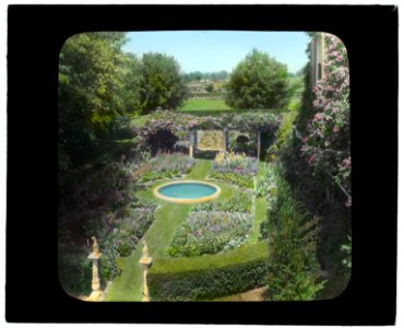Darena, George Barton French house, Southampton, New York. Flower garden LCCN2008675775