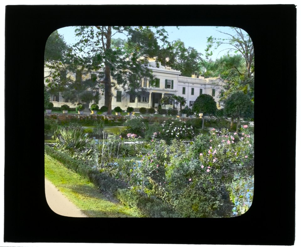 Drumthwacket, Moses Taylor Pyne house, 354 Stockton Road, Princeton, New Jersey. House overlooking the Italian garden LCCN2008676082