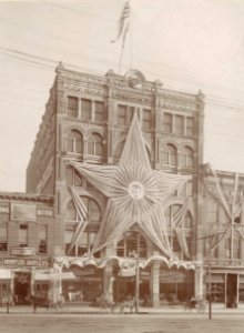 DIN WOODEY BLOCK 1890- Statehood celebration (cropped)