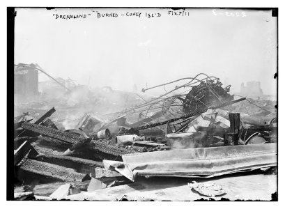 Dreamland burned, Coney Island, 5-27-11 LCCN2014689236 photo