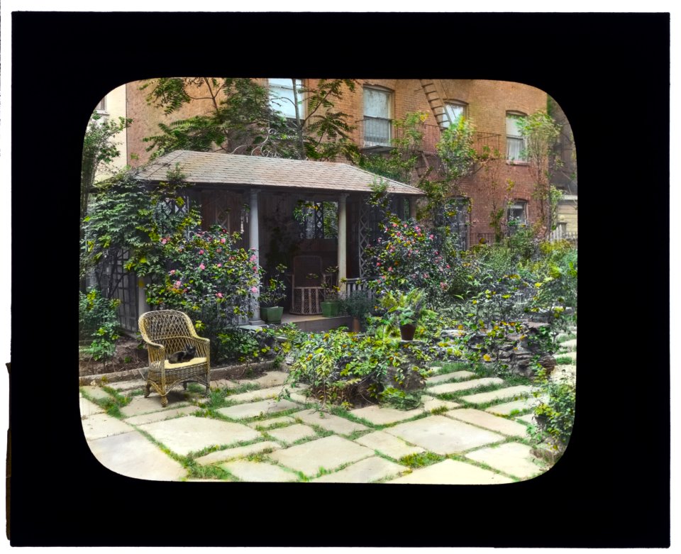 Flagstones, Charles Clinton Marshall house, 117 West 55th Street, New York, New York. Tea house-sleeping porch LCCN2007685061