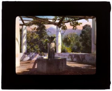 El Fureidis, James Waldron Gillespie house, Parra Grande Lane, Montecito, California. Pergola and fountain LCCN2007684890