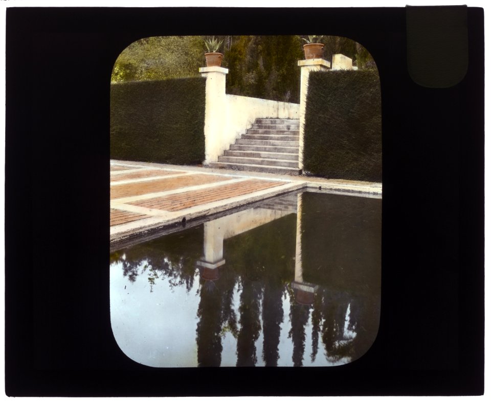 El Fureidis, James Waldron Gillespie house, Parra Grande Lane, Montecito, California. Stairs at water terrace LCCN2007685006