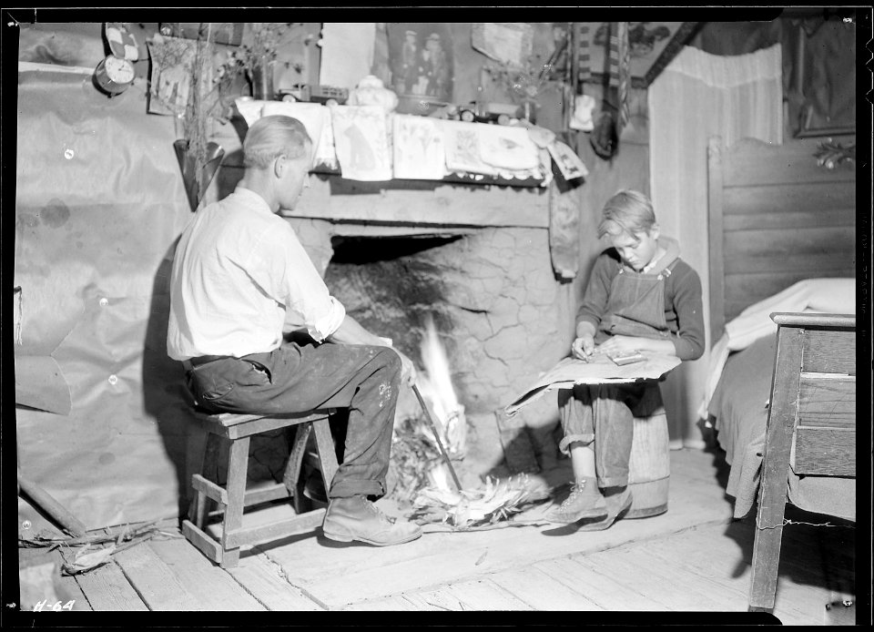 Esco Glandon, a renter, lives at Bridges Chapel on land that will be islanded by the Norris Dam reservoir. His son... - NARA - 532687