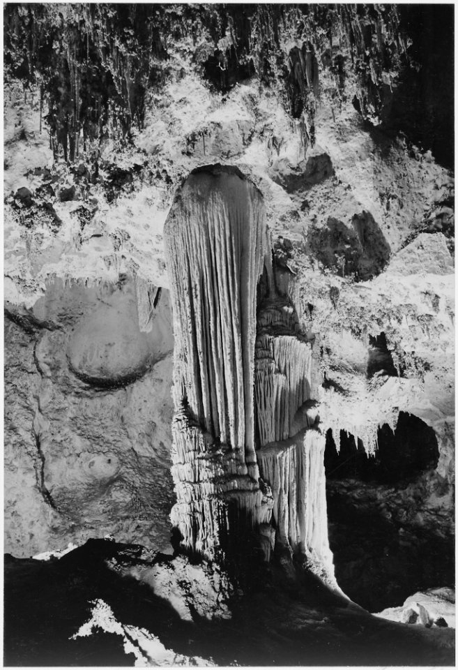Formations above Green Lake, Large stalagmite with draped stalactite above it. One of the principal features in the Kin - NARA - 520040
