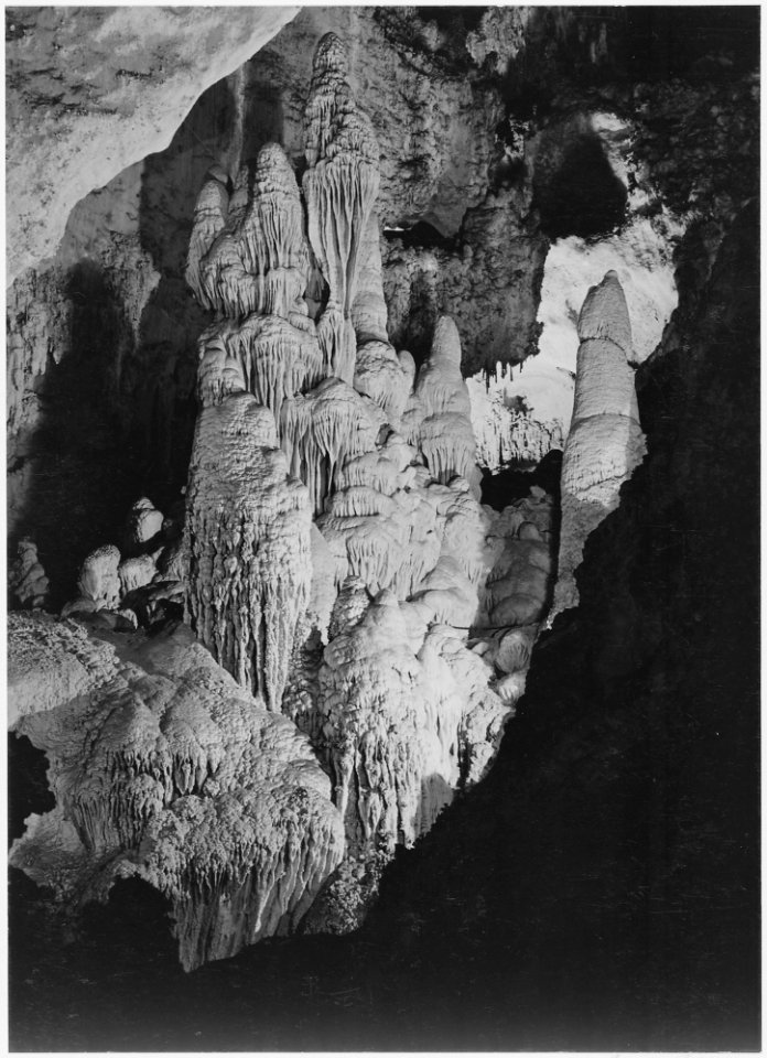 Formations, a few of many natural formations at Carlsbad Caverns. Carlsbad Caverns National Park, New Mexico. (vertica - NARA - 520037