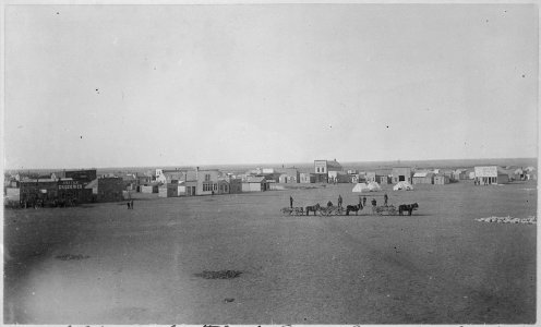 General view of North West Round Pond from Court House Square. Panoramic view of Oklahoma Territory flatlands. By Mr. - NARA - 540099