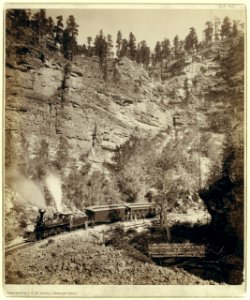 Giant Bluff. Elk Canyon on Black Hills and Ft. P. R.R. LCCN99613829