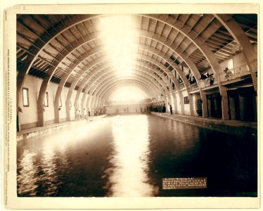 Hot Springs, S.D. Interior of largest plunge bath in U.S. on F.E. and M.V. R'y LCCN99613861