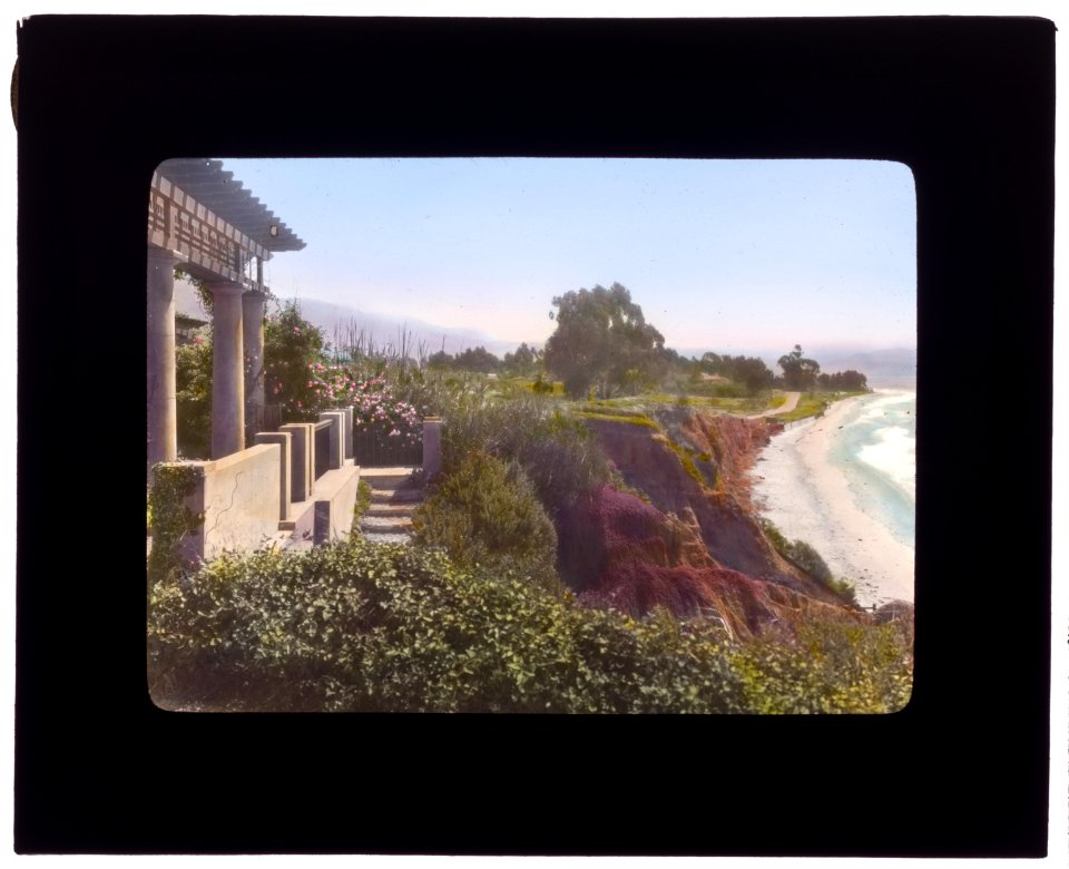 Inellan, Walter Douglas house, Channel Drive, Montecito, California. Pergola at the Pacific Ocean LCCN2007685017