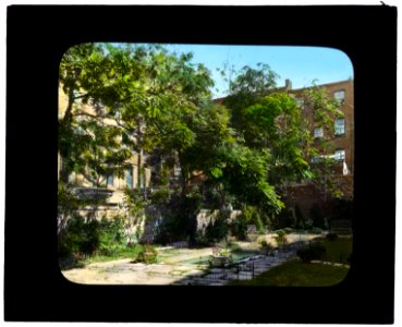 Jones Wood townhouses, East 65th and East 66th Streets between Lexington and Third Avenues, New York, New York. Reflecting pool on south terrace LCCN2007685126