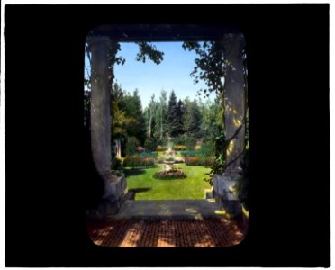 Kenarden Lodge, John Stewart Kennedy house, Shore Path, Bar Harbor, Maine. Italian Garden, view from pergola LCCN2008675851