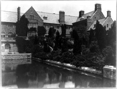 Killenworth, George Dupont Pratt house, Glen Cove, New York. View to house from swimming pool LCCN92500534