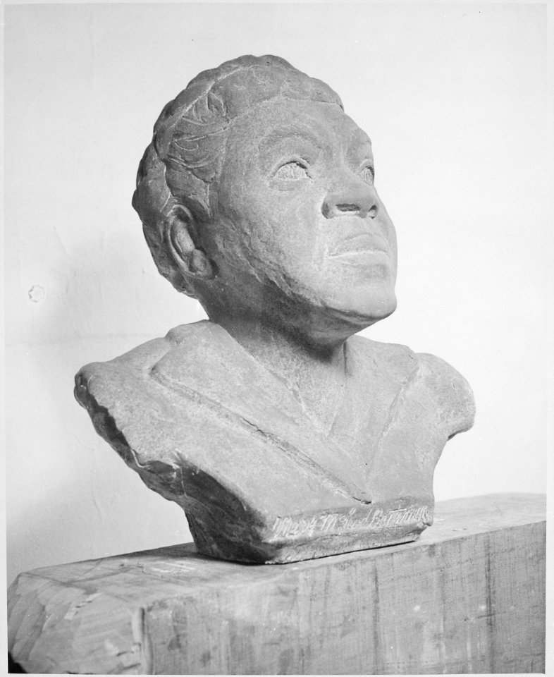 Mary Bethune - NARA - 559050