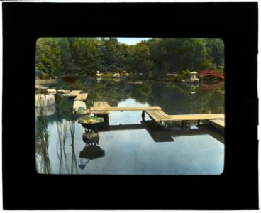 Marshfield, George Woodward Wickersham house, Cedarhurst, New York. Plank walkway to tea house in Japanese garden LCCN2007685103