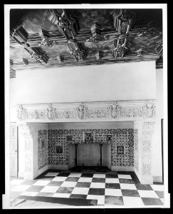 Mi Sueño, Herbert Coppell house, 1245 South Grand Avenue, Pasadena, California. Dining room fireplace LCCN2002722357