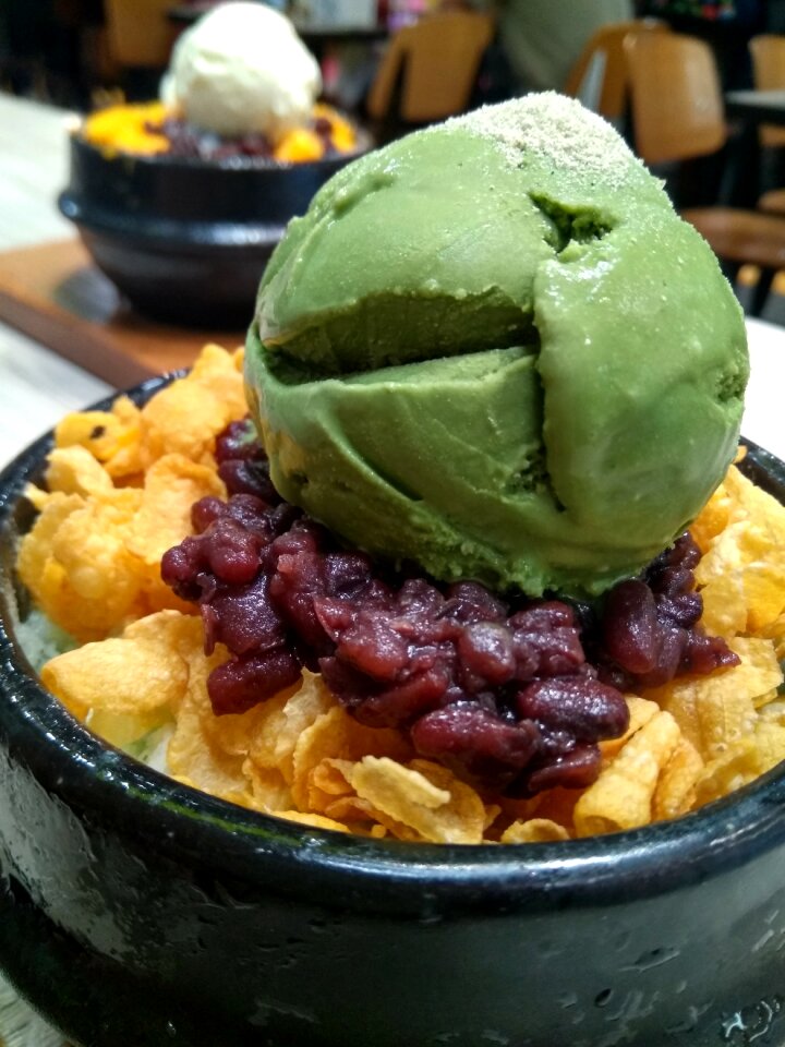 Fresh corn matcha corna flakes