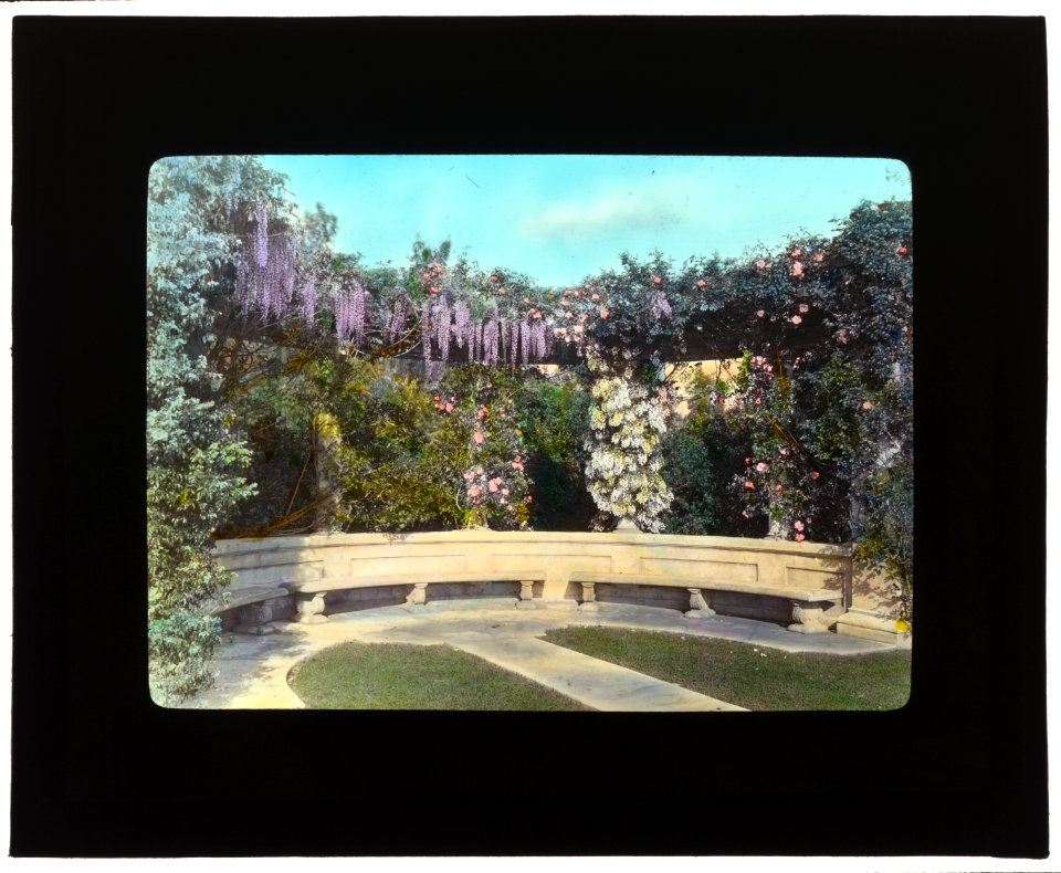 New Place, William Henry Crocker house, 80 New Place Road, Hillsborough, California. Exedra LCCN2007684870