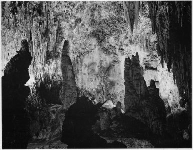 Stalagmites and stalactites, 'In the Queen's Chamber,' Carlsbad Caverns National Park, New Mexico., 1933 - 1942 - NARA - 520034 photo
