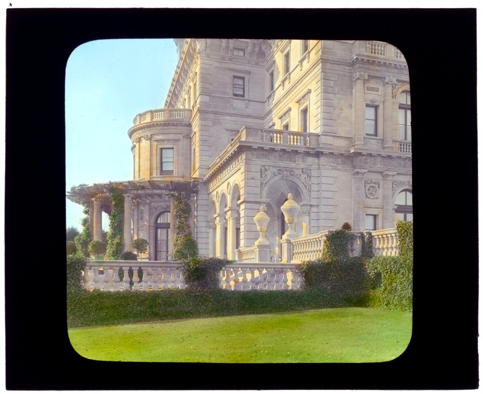 The Breakers, Cornelius Vanderbilt II house, 44 Ochre Point Avenue, Newport, Rhode Island. View of terrace and loggia LCCN2008676068
