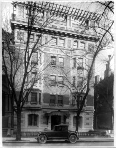 The Bachelor, an apartment house at 1737 H Street, N.W. Washington, D.C. LCCN2001706370