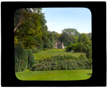 The Elms, Edward Julius Berwind, 367 Bellevue Avenue, Newport, Rhode Island. View to entrance gates LCCN2008676043