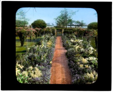 The Fens, Lorenzo Easton Woodhouse house, Huntting Lane, East Hampton, New York. Pathway from house LCCN2008675858