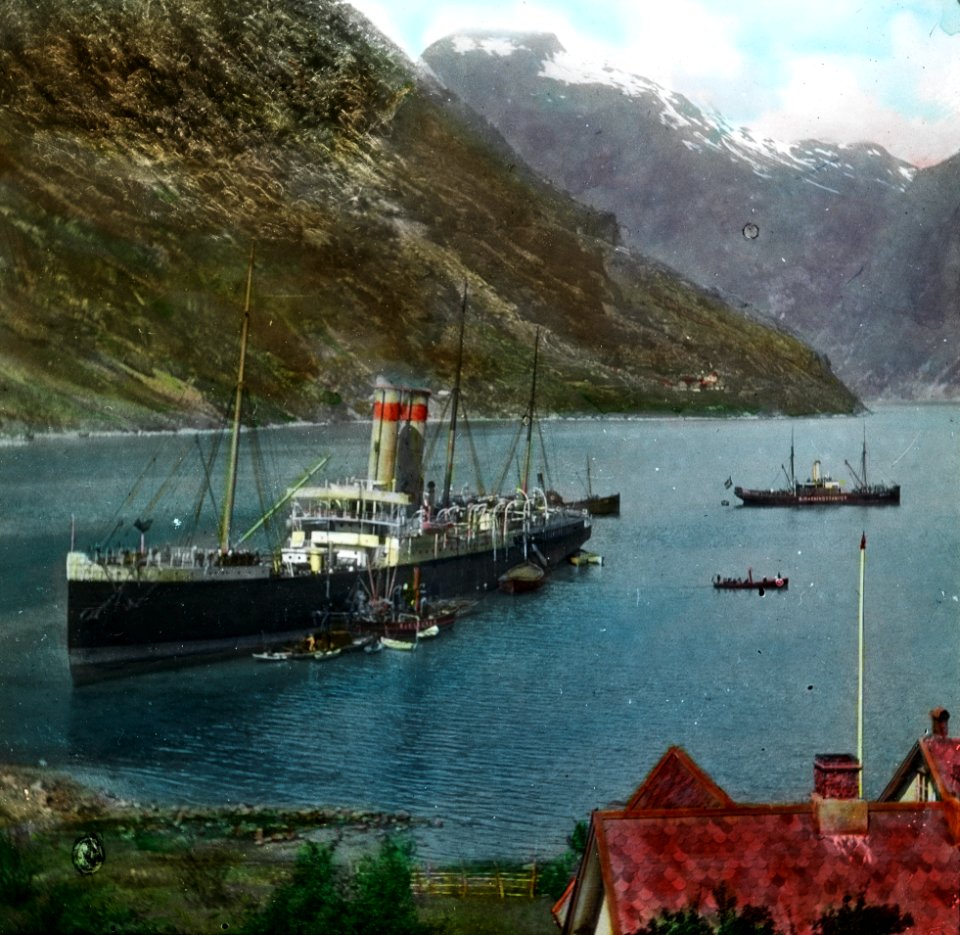 The Viking aground in the Geiranger fjord, 1910
