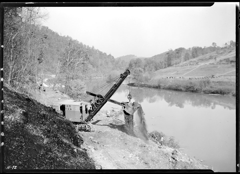 TVA shovel at work on roadway at Norris Dam site. - NARA - 532696