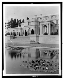 Uplands, Charles Templeton Crocker house, 400 Uplands Drive, Hillsborough, California. View to reflecting pool LCCN2008678825
