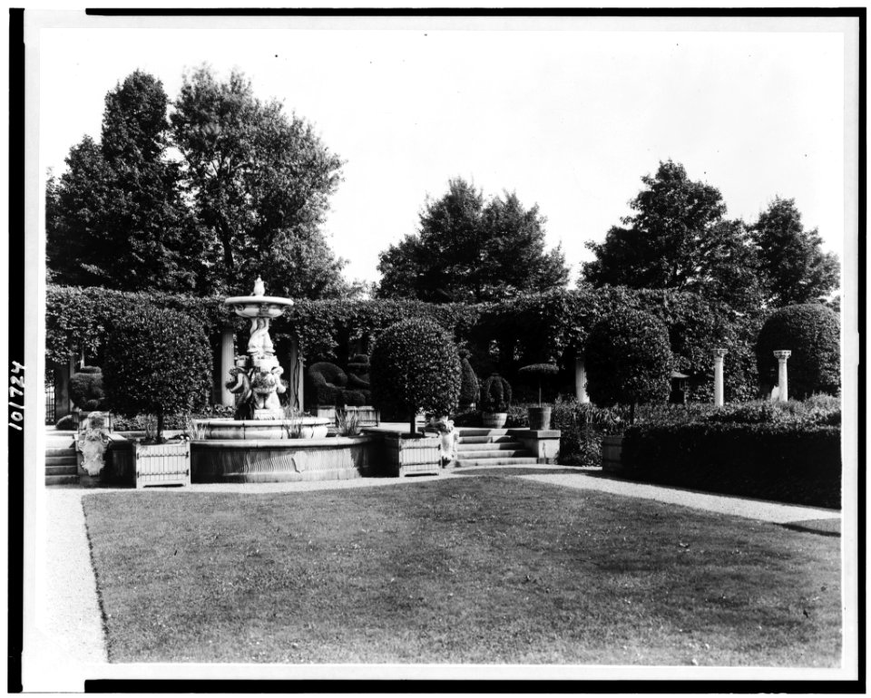 Weld, Larz Anderson house, 151 Newton Street, Brookline, Massachusetts. Italian Garden, view from terrace to cupid fountain LCCN90713256