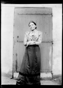 (Femme d'âge mûr) - Fonds Berthelé - 49Fi1434