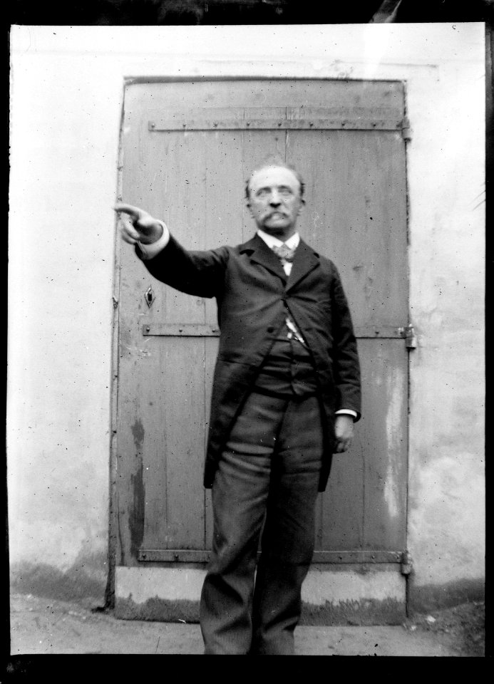 (Homme d'âge mûr) - Fonds Berthelé - 49Fi1433
