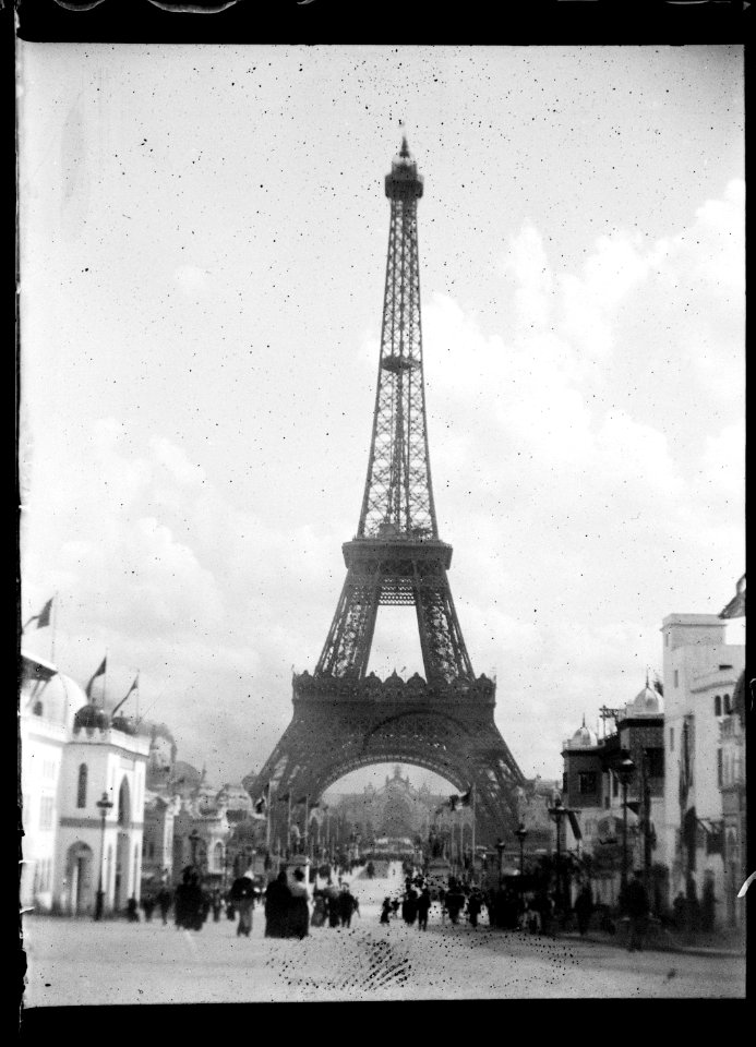 (Paris. Exposition universelle 1900. La tour Eiffel) - Fonds Berthelé - 49Fi1501
