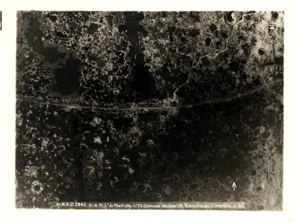 (Photo aérienne verticale de la tranchée du Cimetière) - Fonds Berthelé - 49Fi1694